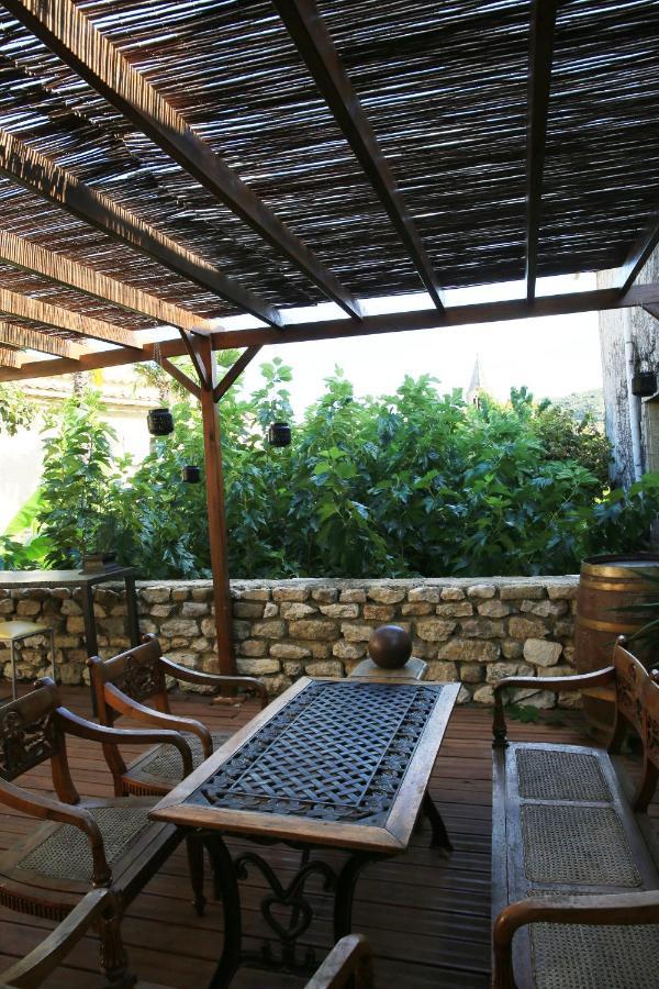 Le Castellas Hotel & Spa - Teritoria Collias Екстер'єр фото